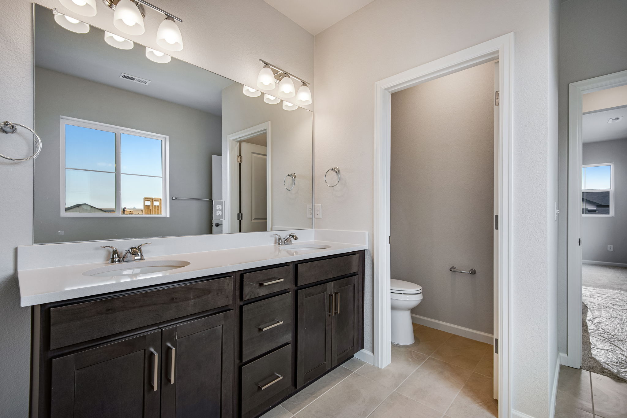 3424 Grand Baker Court | Primary Bath Suite