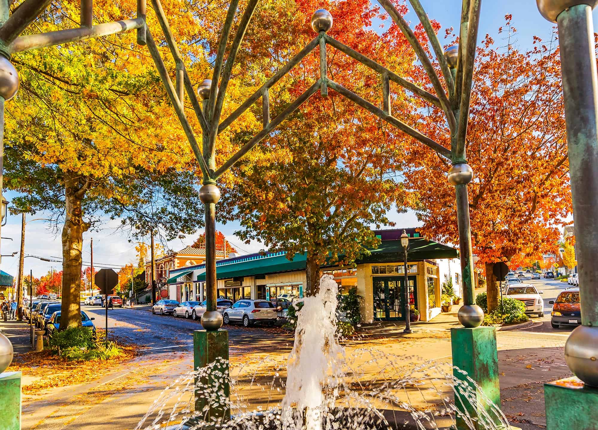 Downtown Edmonds Water Fountain And City